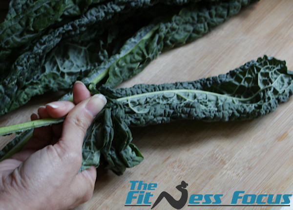 removing-kale-stem